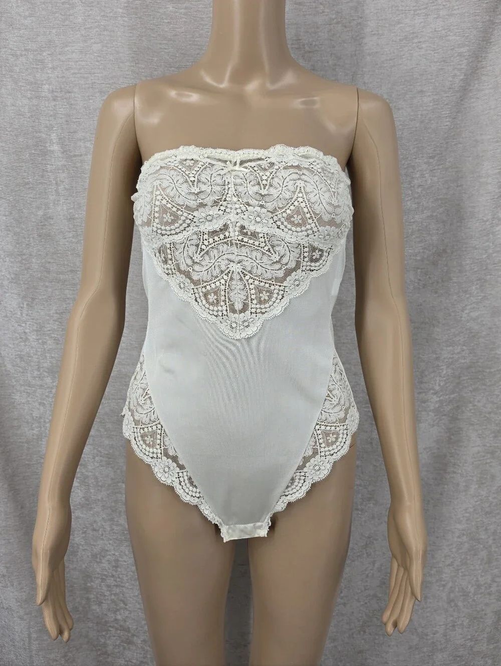 Vintage Strapless Lace-Trim Teddy Bodysuit in Cream French High Cut Coquette
